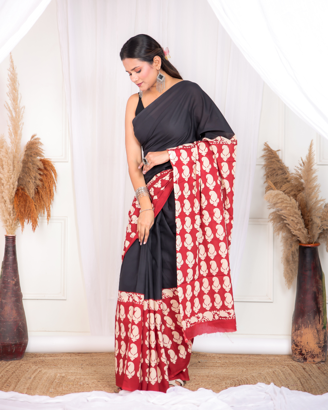 Mudran Floral Buti Blockprinted Mulmul Saree