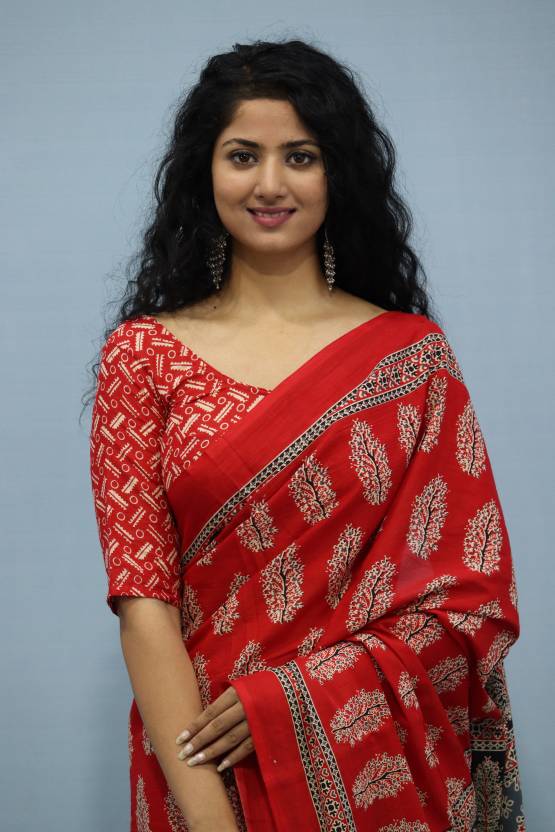 Red Mapple Mulmul Saree