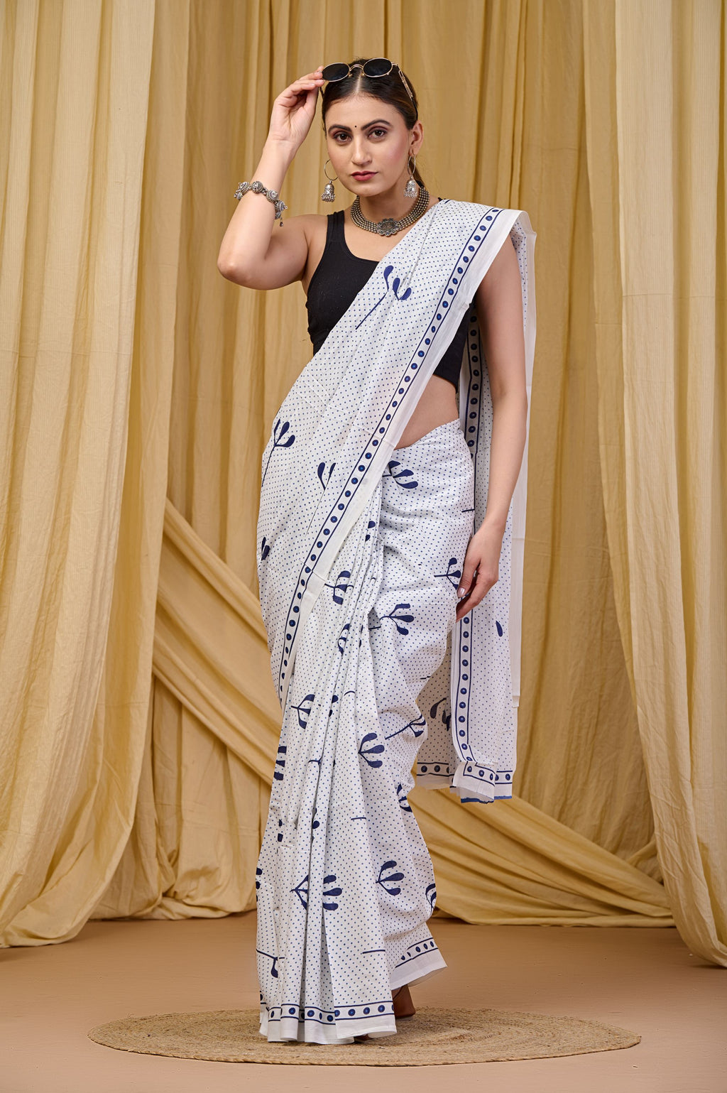 Bright White Mulmul Cotton Saree