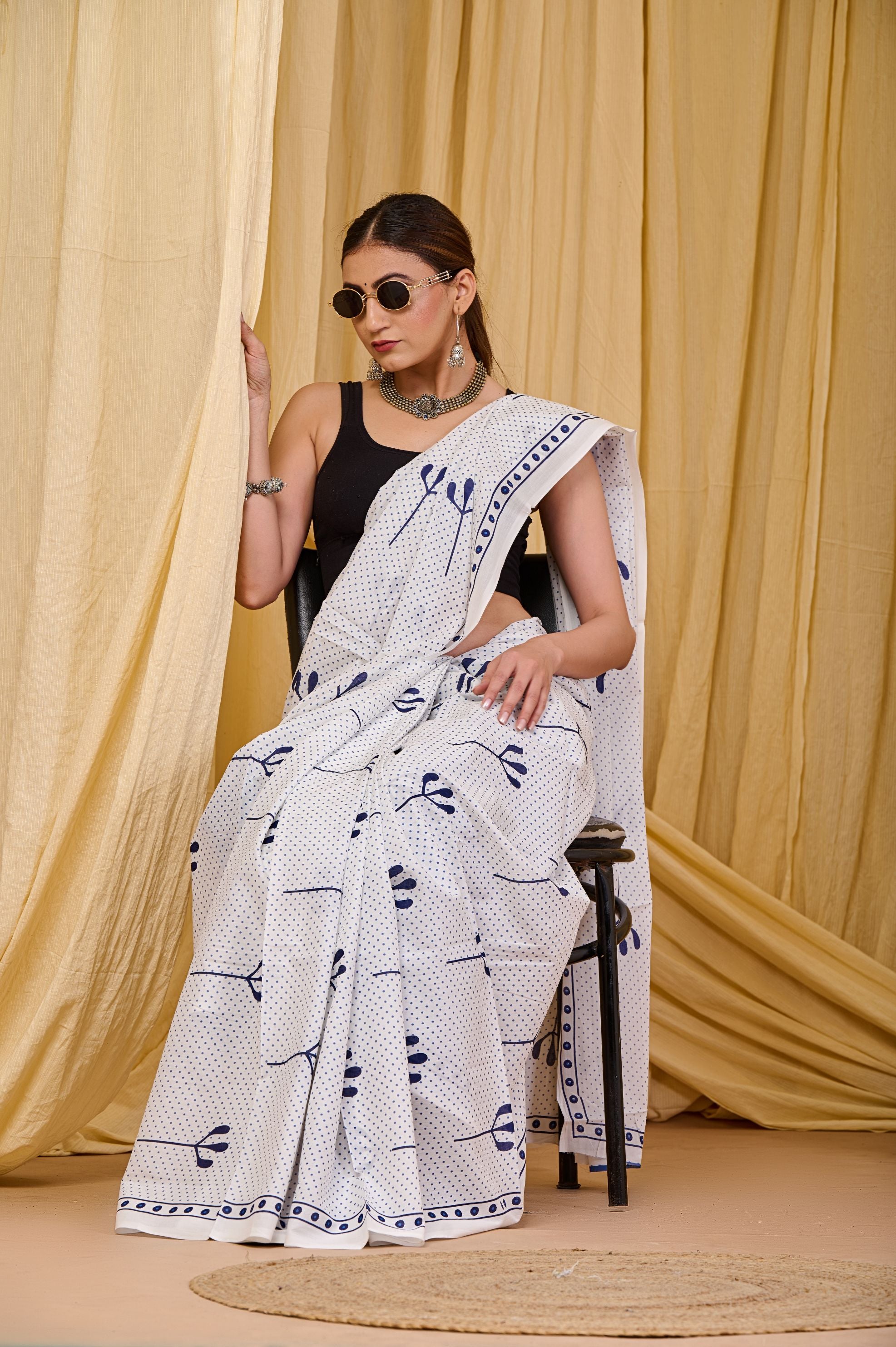 Bright White Mulmul Cotton Saree