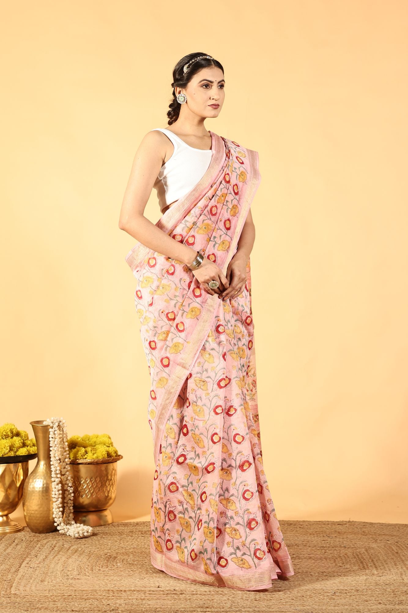 Gulabi Gulnaar Saree