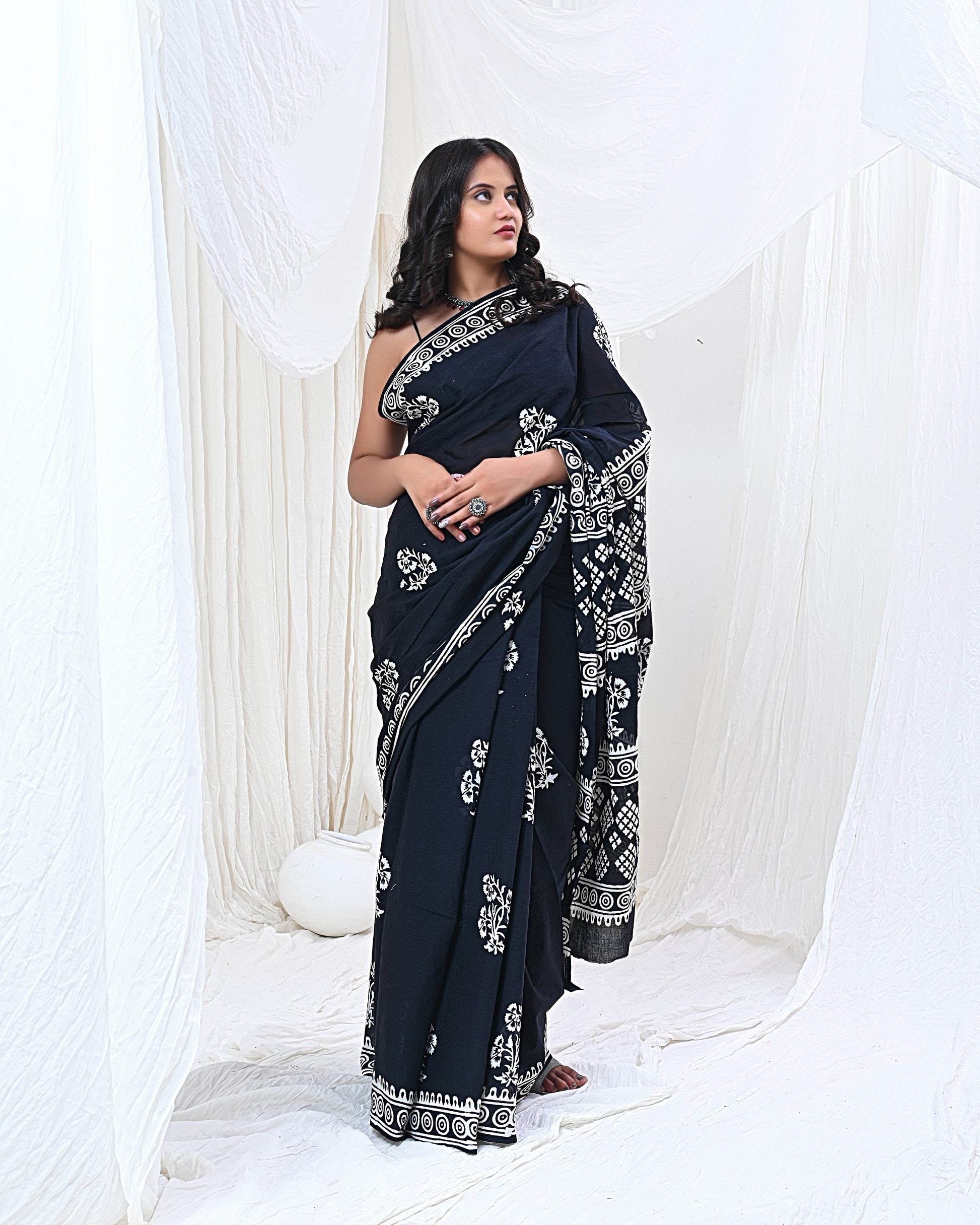 Black Loom Saree