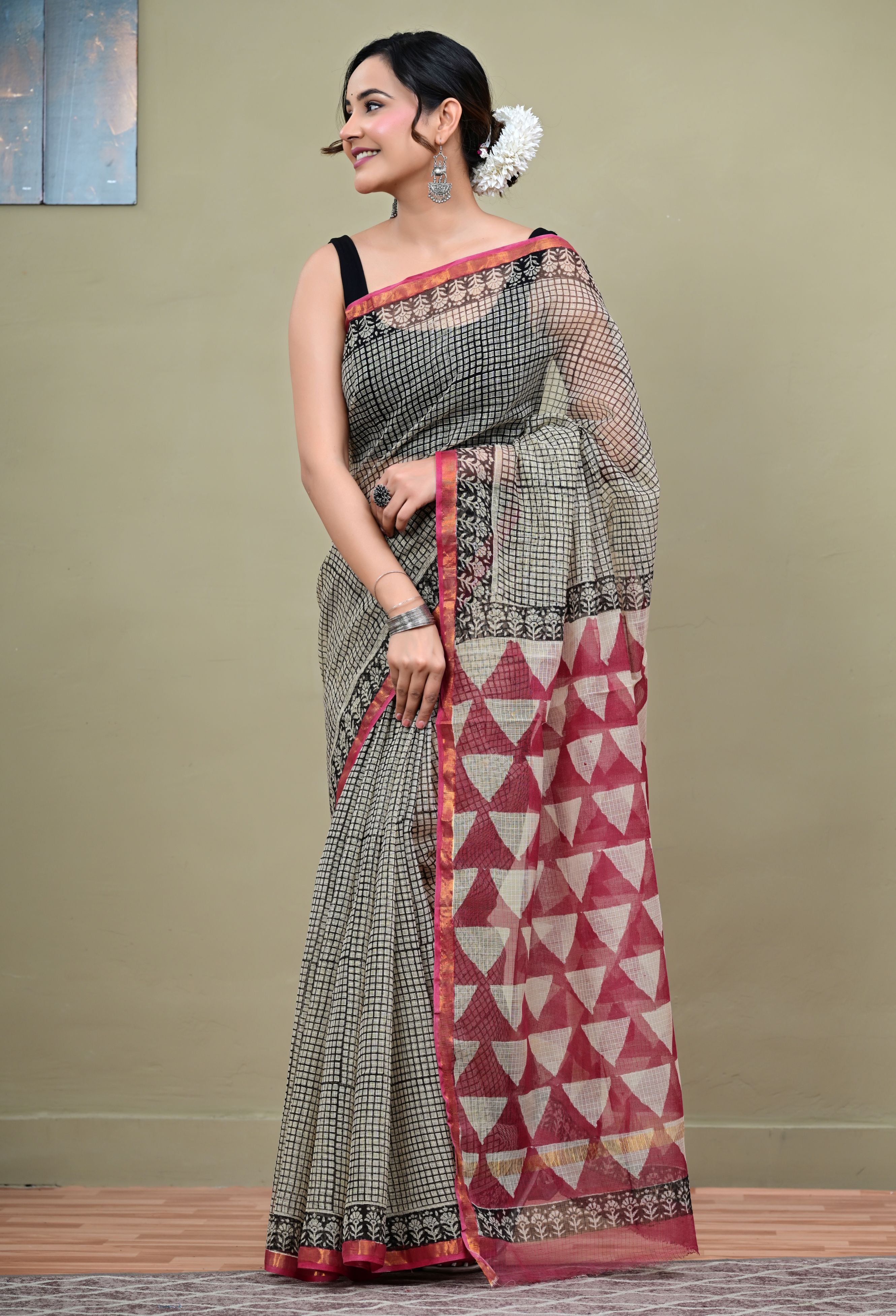 Bold Stripes Kota Saree