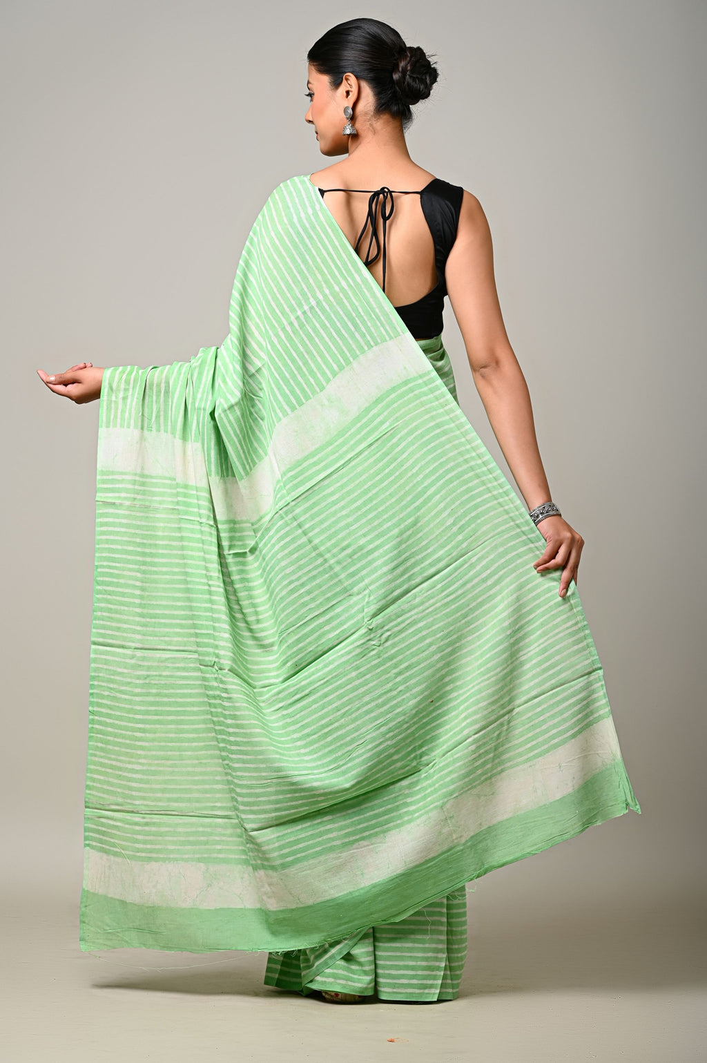 Meher Green Mulmul Cotton Saree