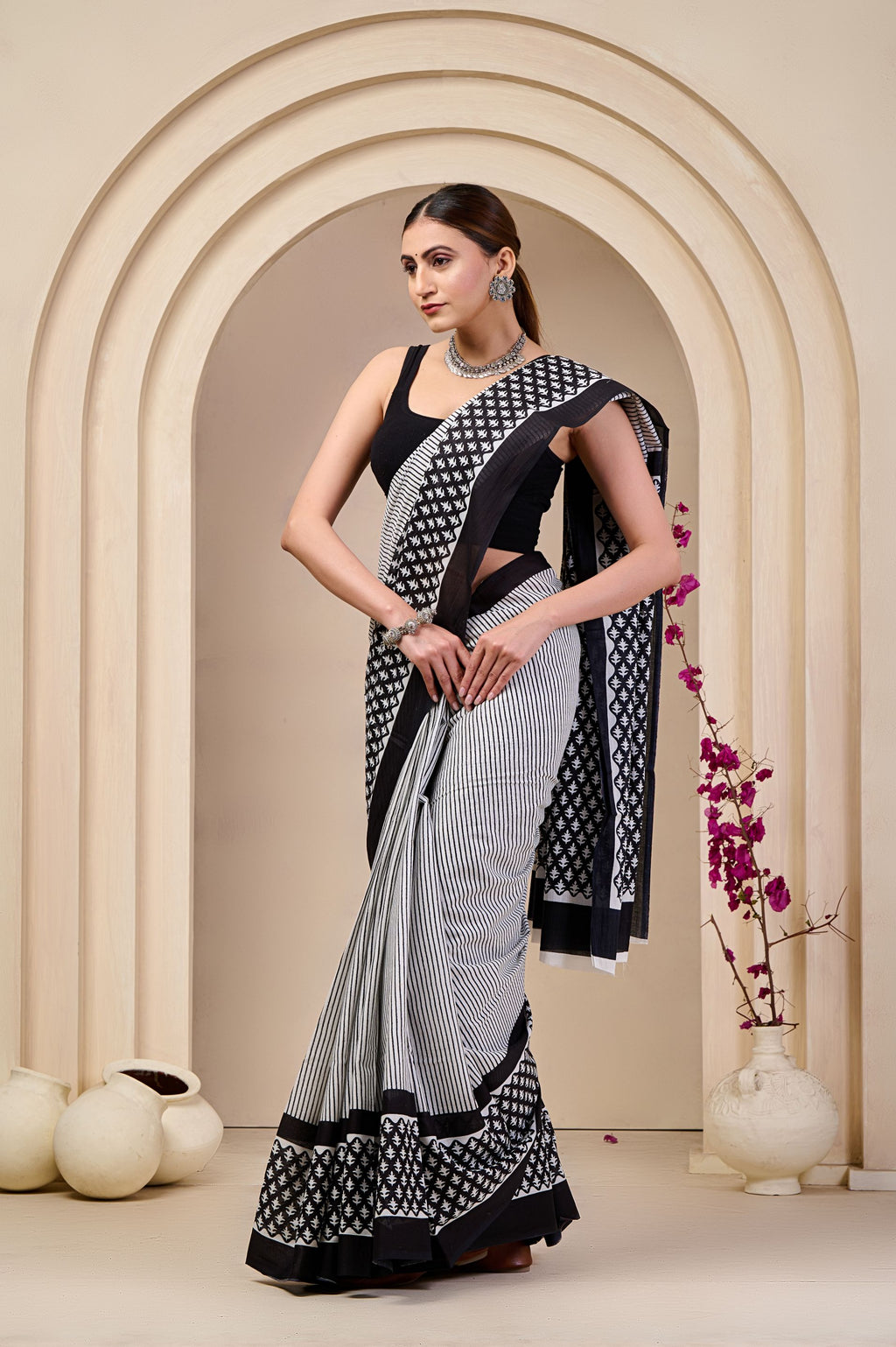Ink Thread Mulmul Saree