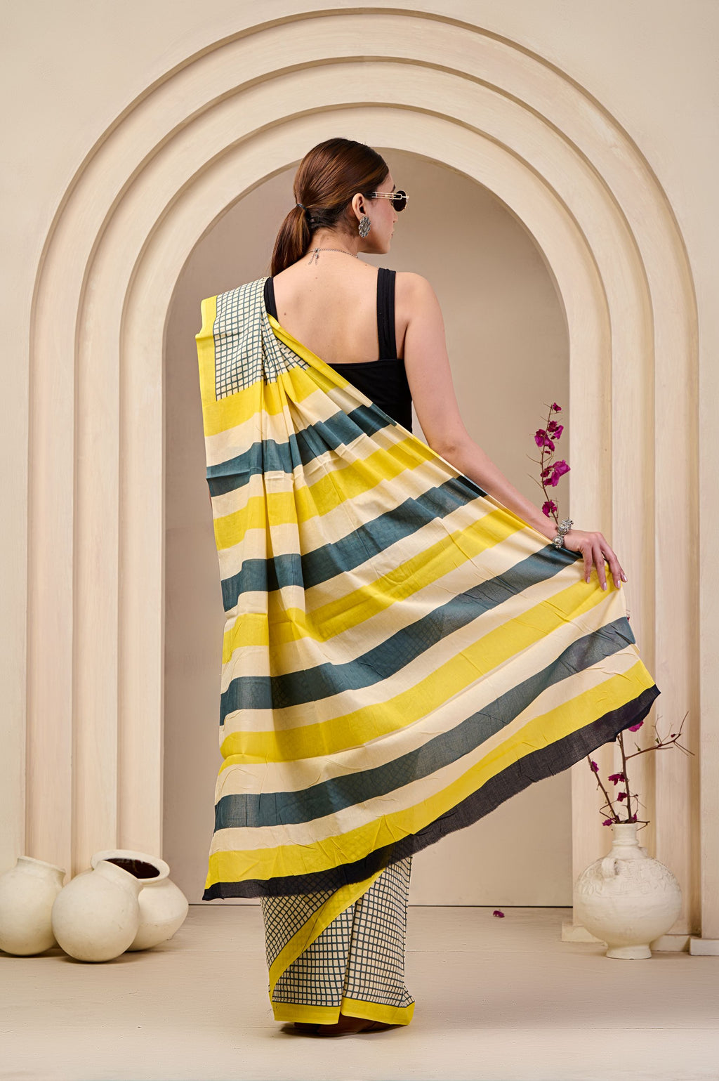 Linear Glow Mulmul Saree