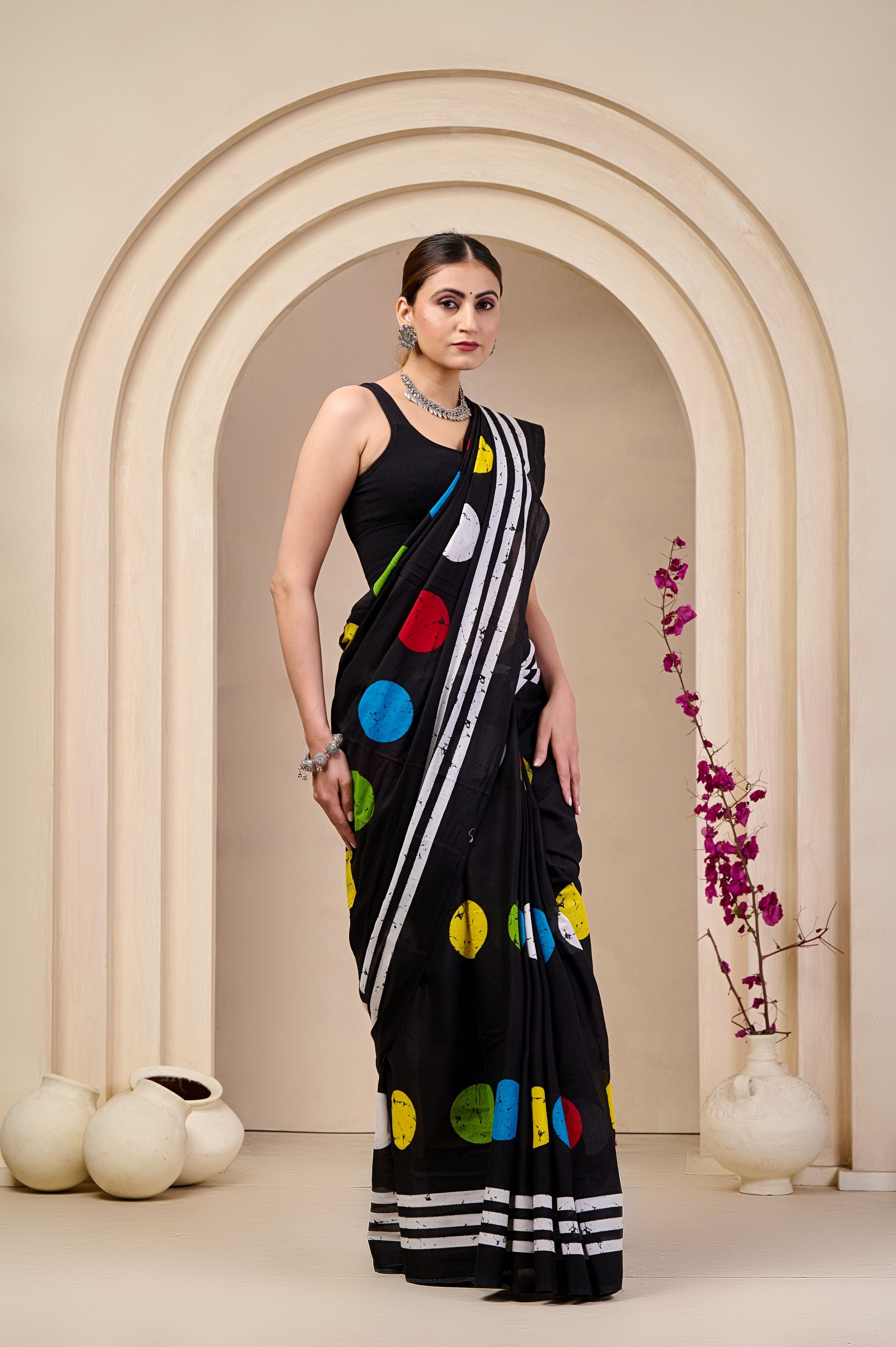 Polka Pulse Mulmul Saree