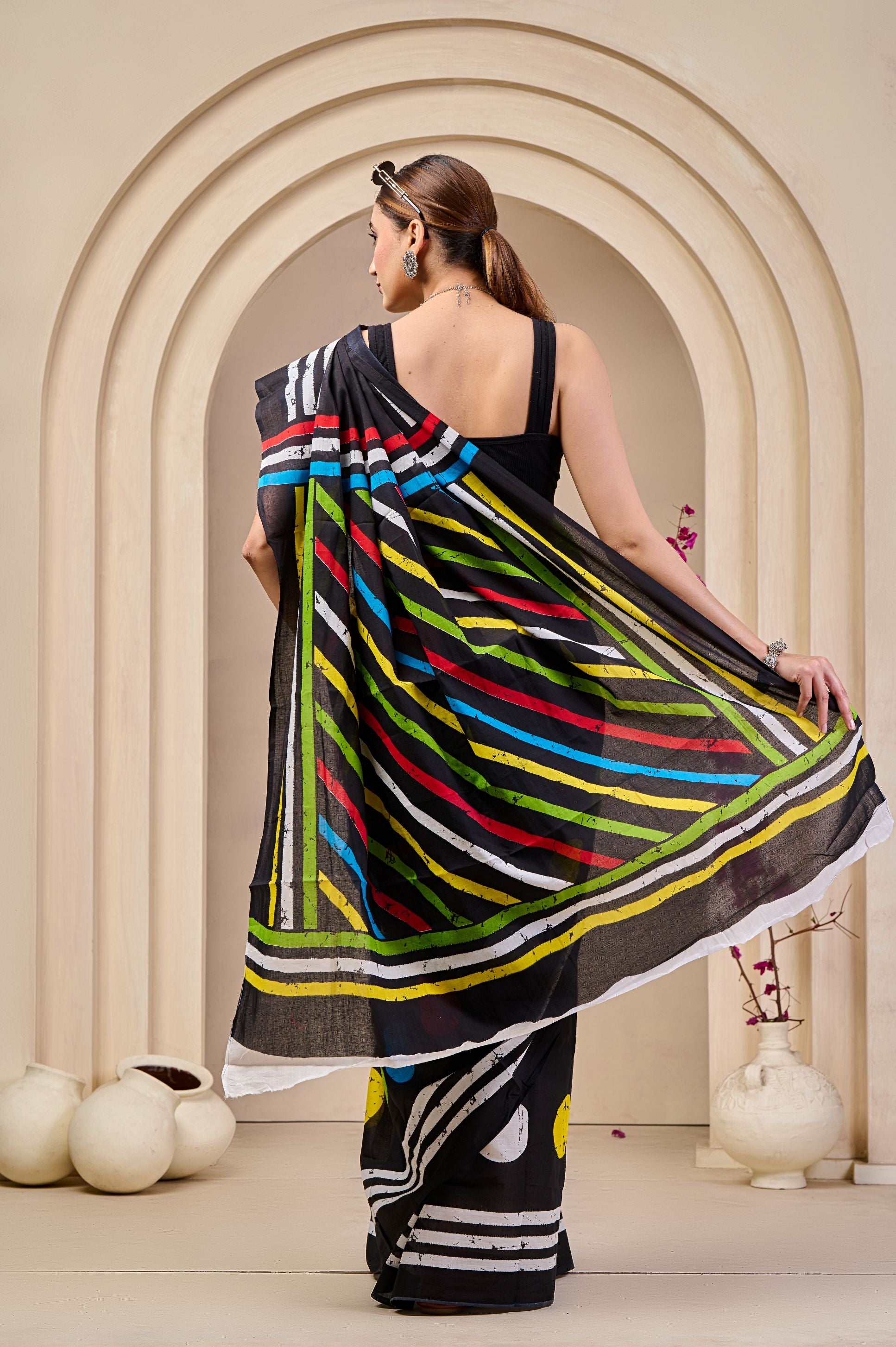 Polka Pulse Mulmul Saree