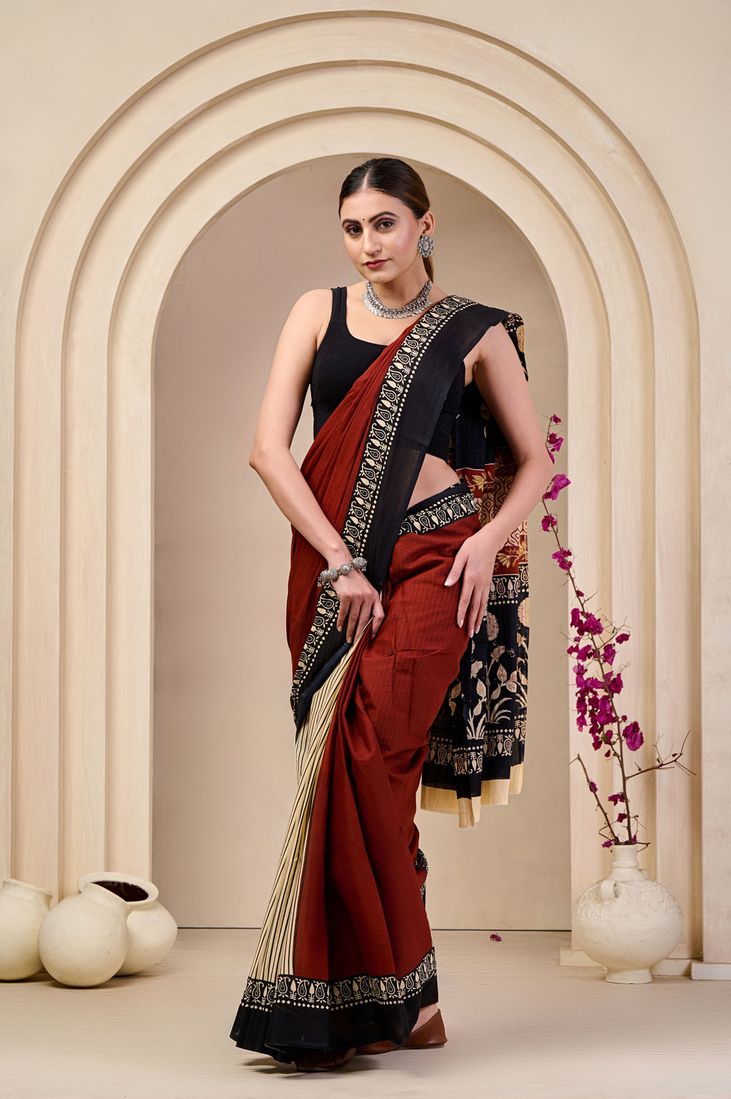 Garnet Grid Mulmul Saree
