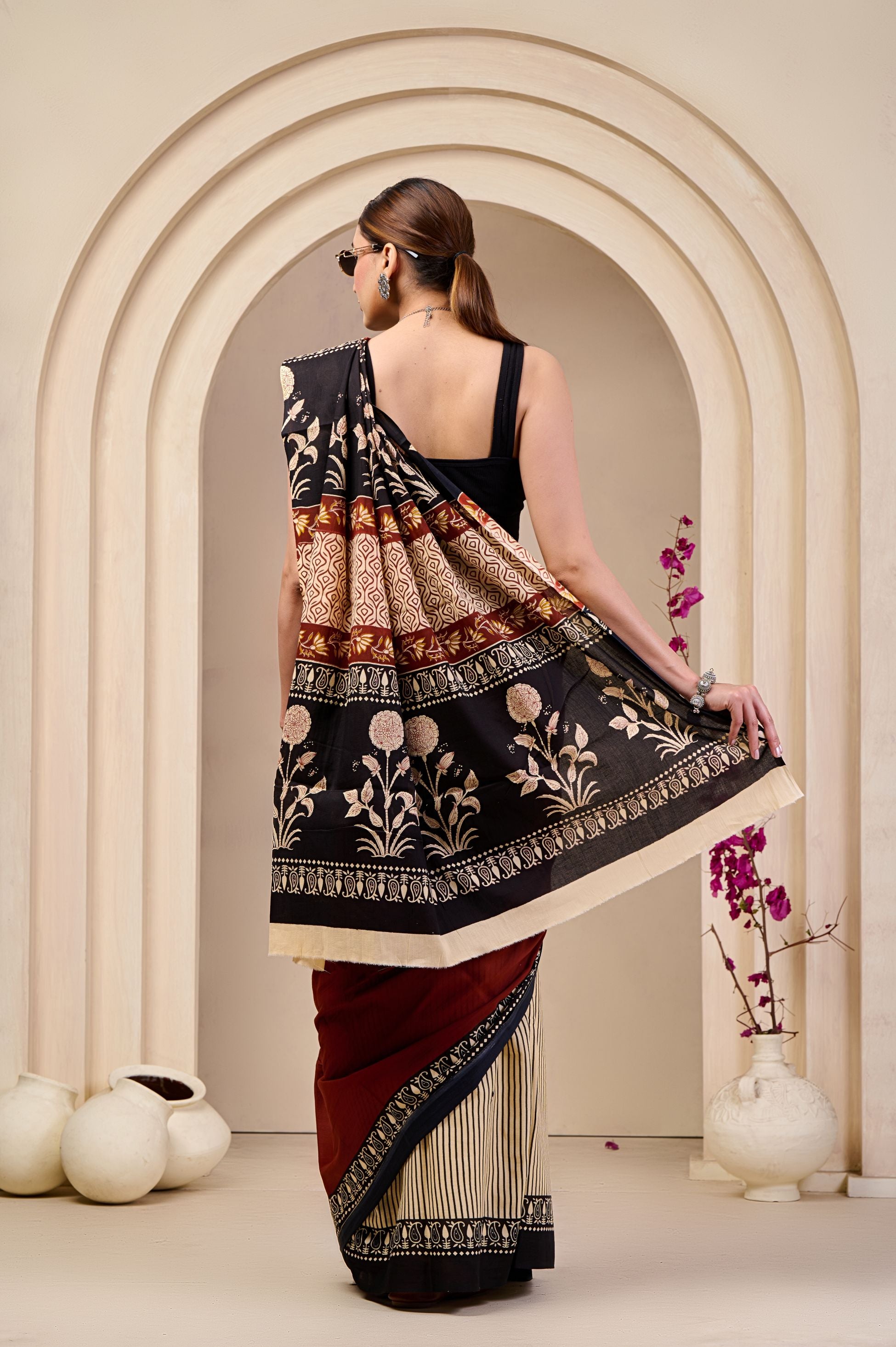 Garnet Grid Mulmul Saree