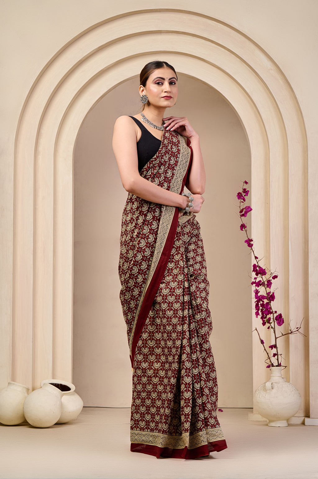 Floral Noir Mulmul Saree