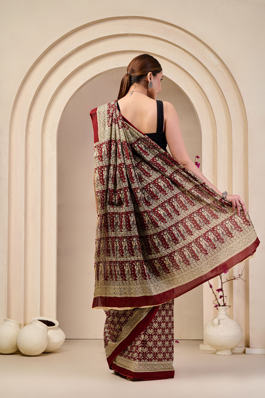 Floral Noir Mulmul Saree