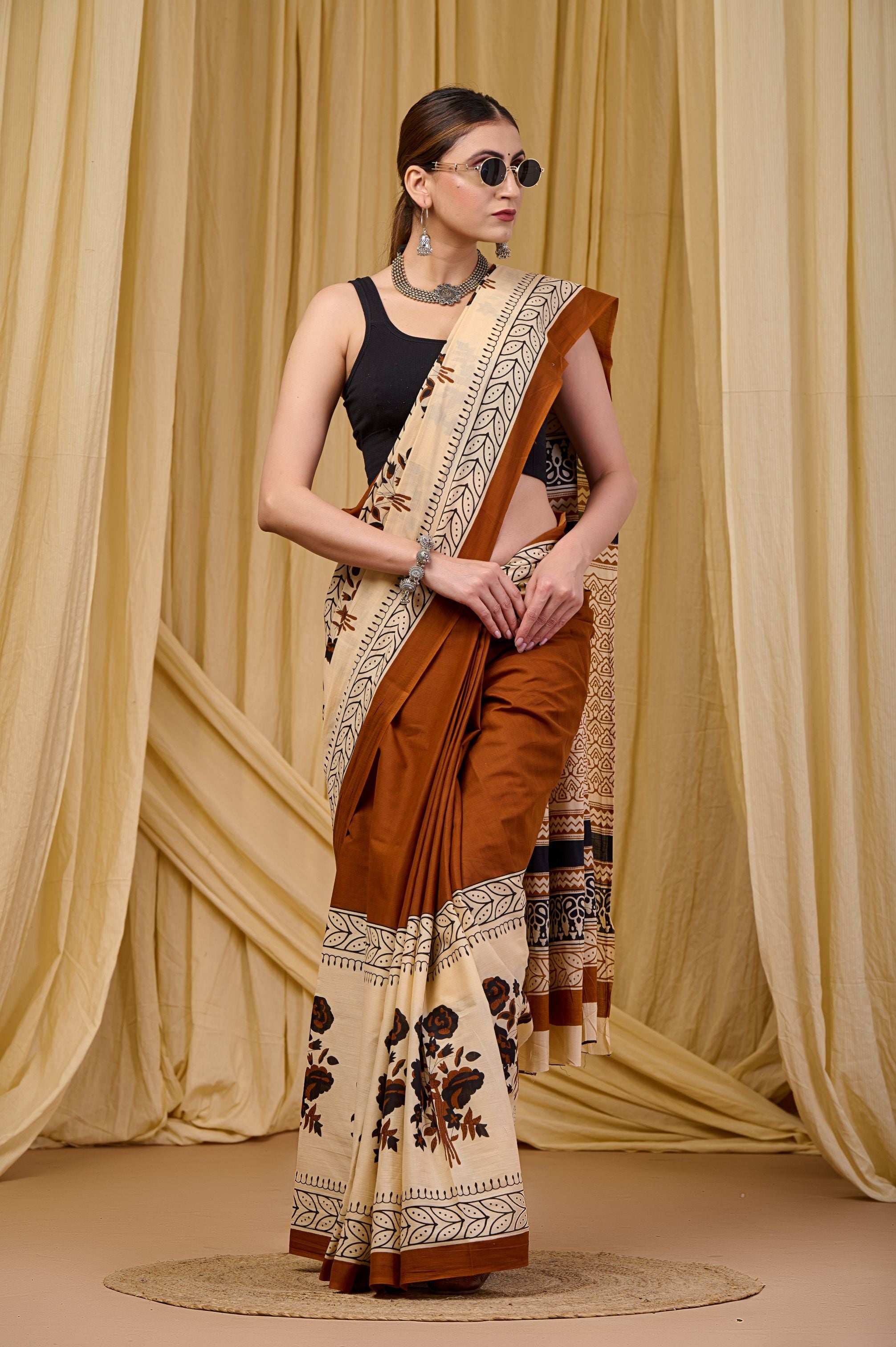 Maple Thread Mulmul Saree