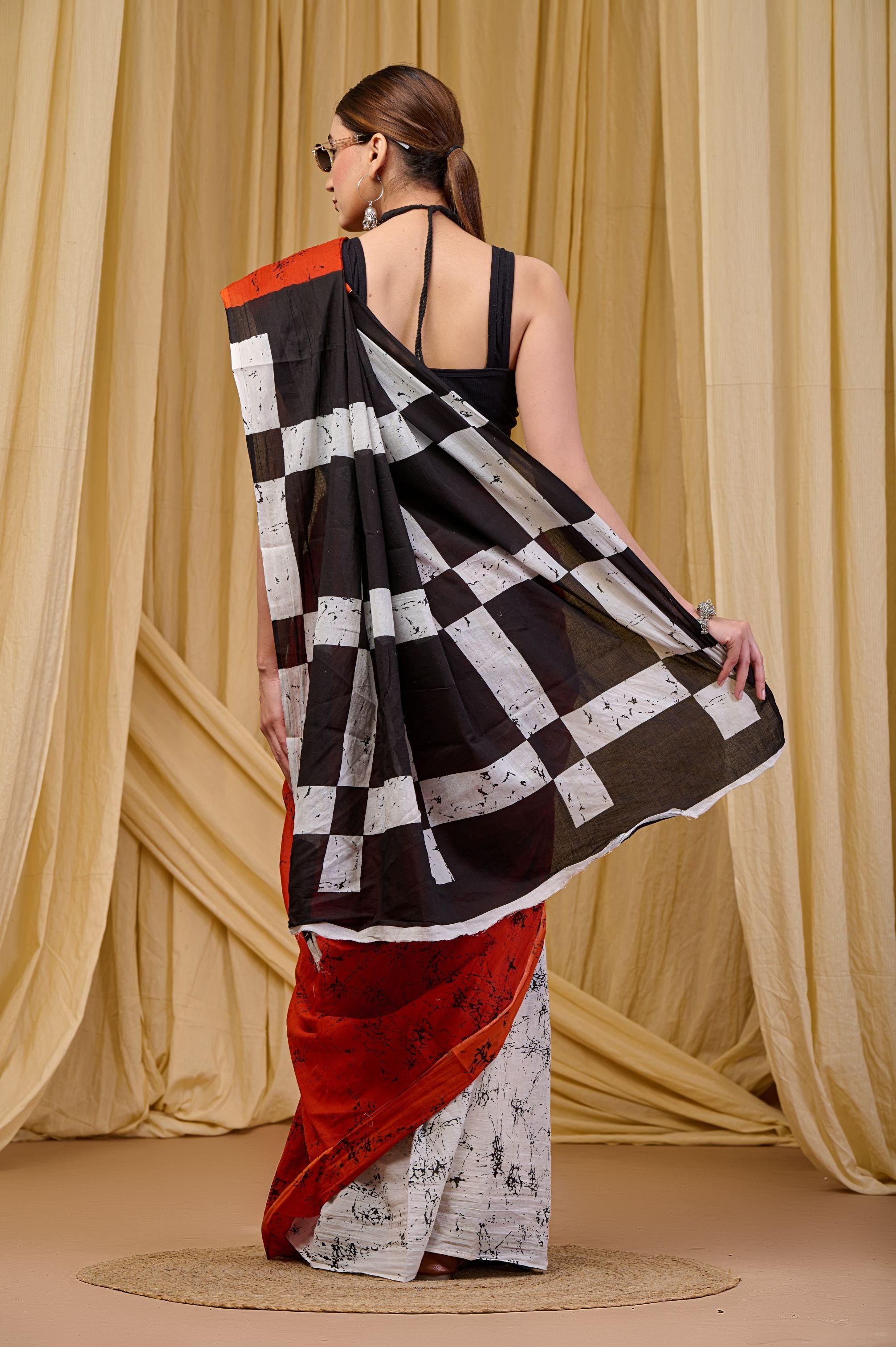 Sunlit Ivory Mulmul Saree