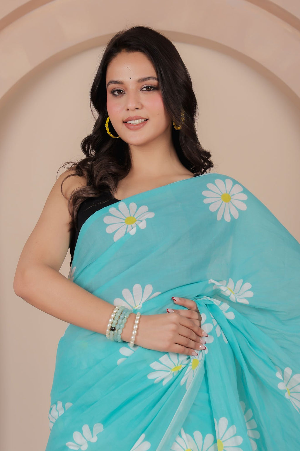 White Flower Mulmul Saree