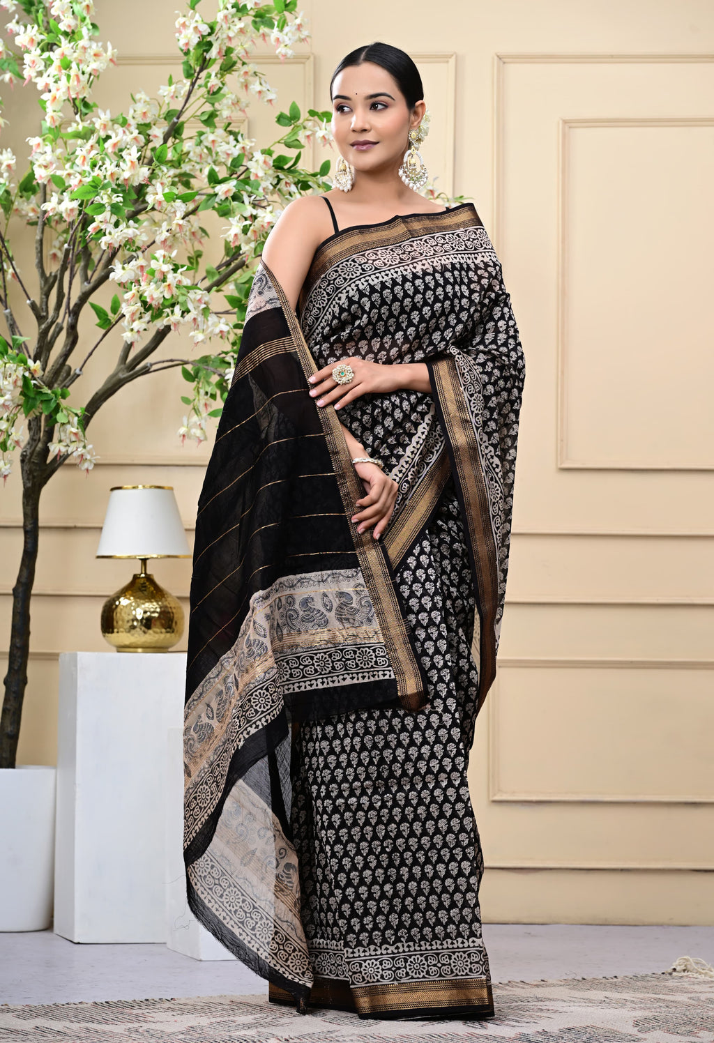 Ebon Weave Saree
