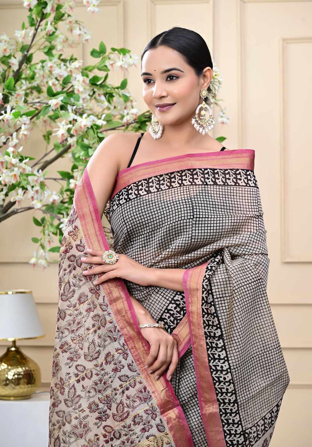Chic Streak Blockprinted Saree