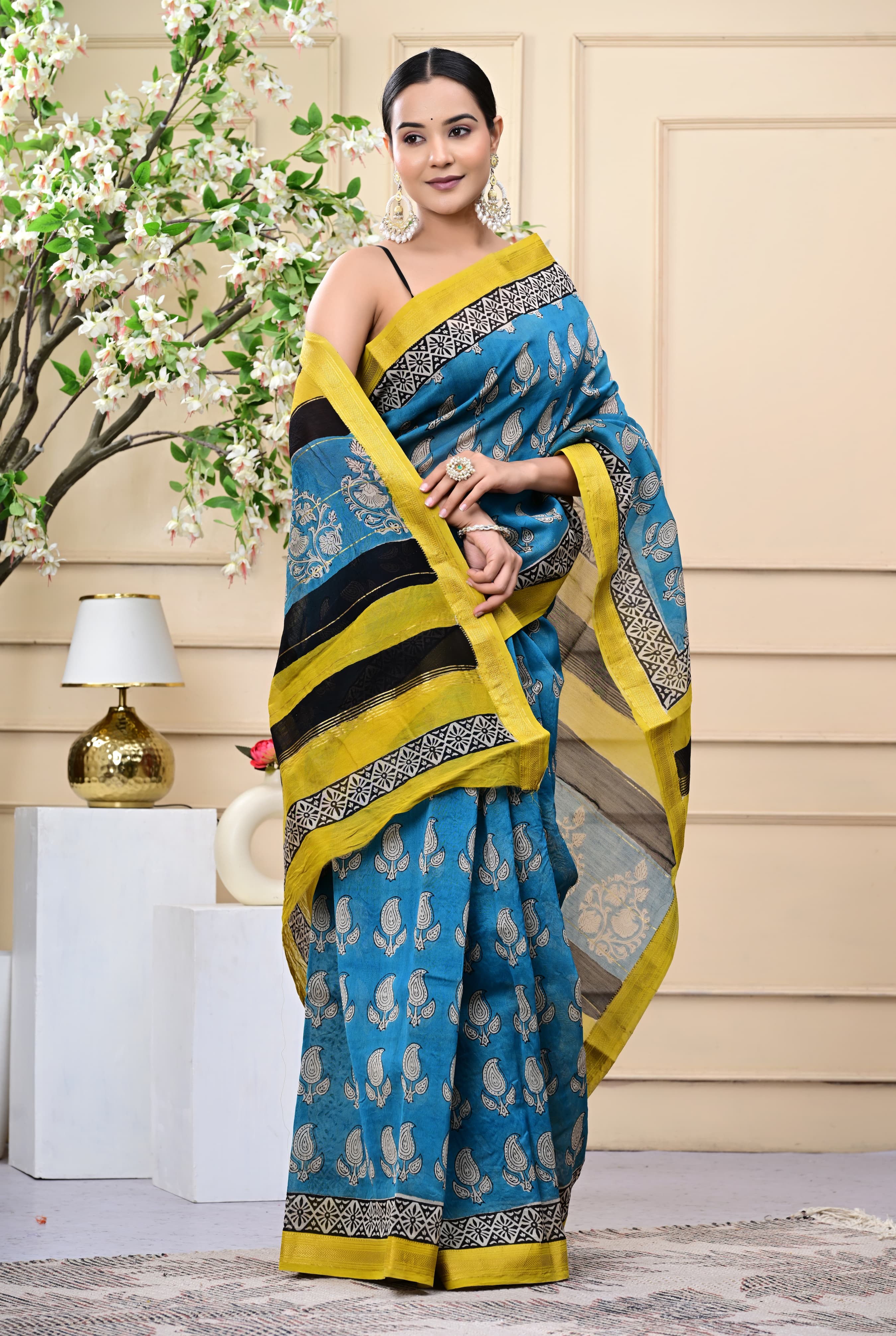 Frozen Wave Saree