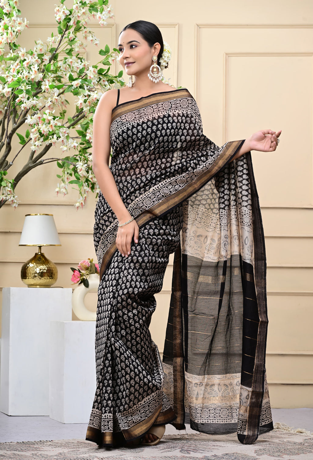 Ebon Weave Saree