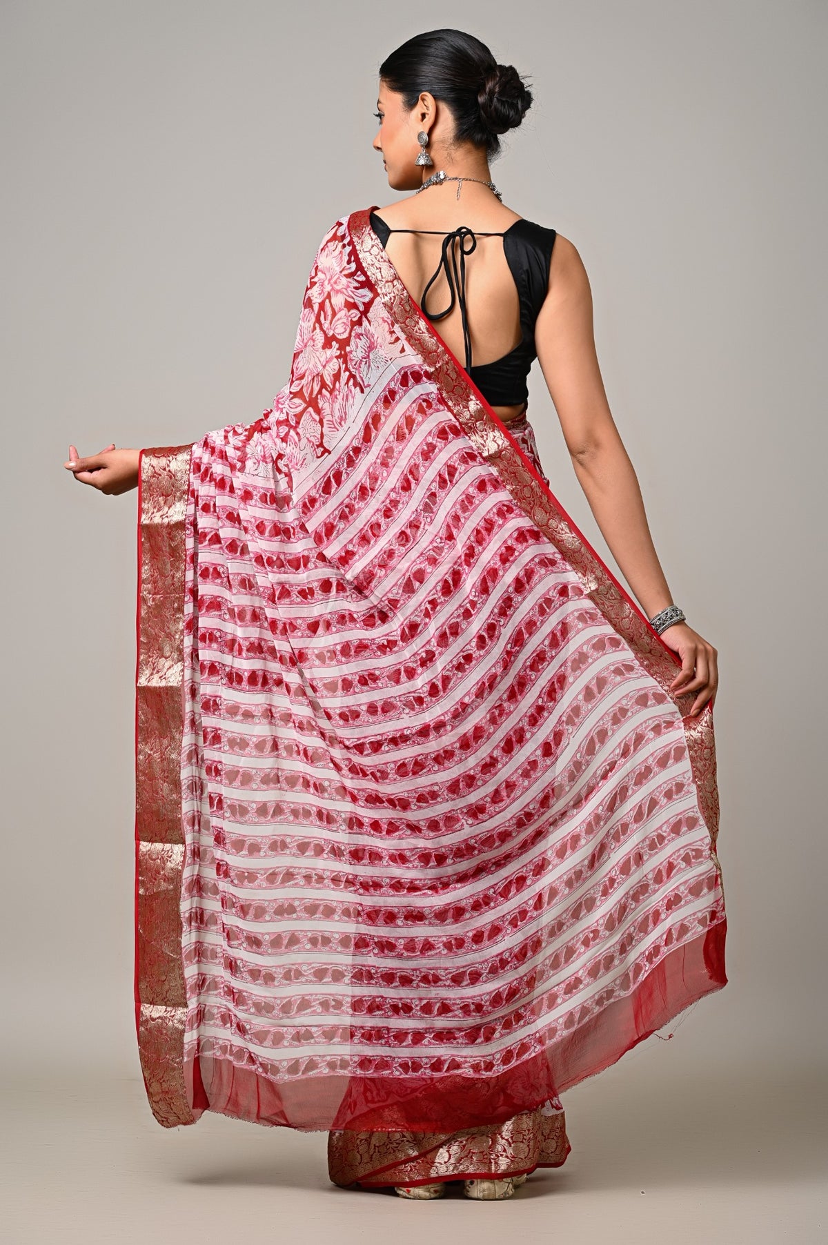 Crimson Ivory Bloom handblock printed chiffon saree full pallu view