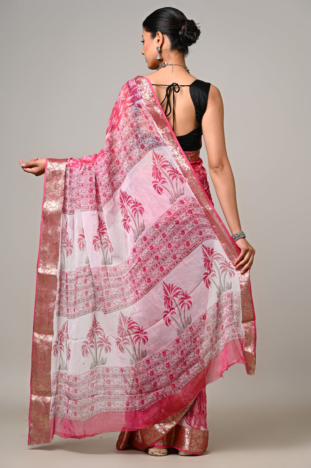 Gulabi Palm handblock printed chiffon saree full pallu back view