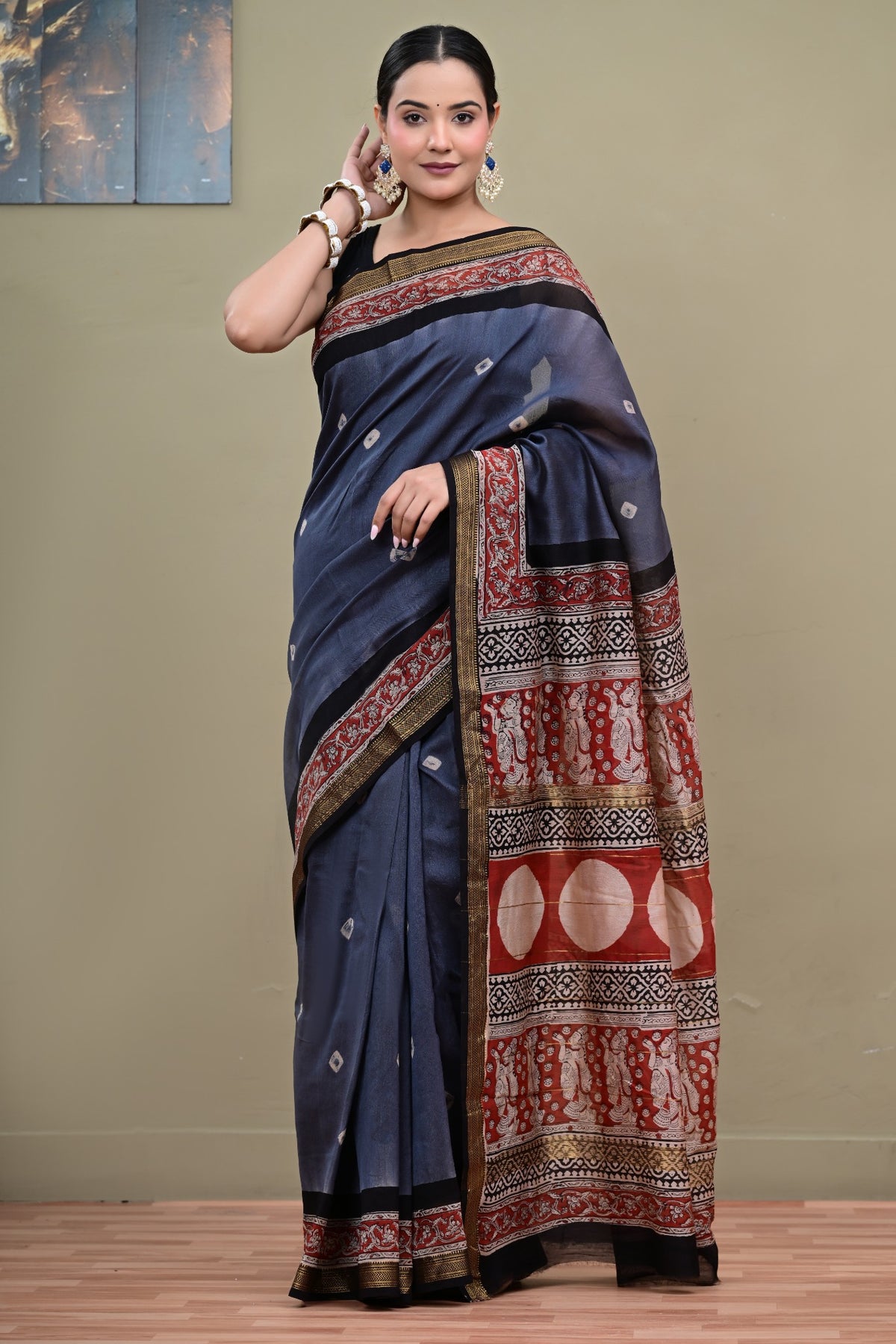 Shyam Katha Maheshwari saree front pallu view