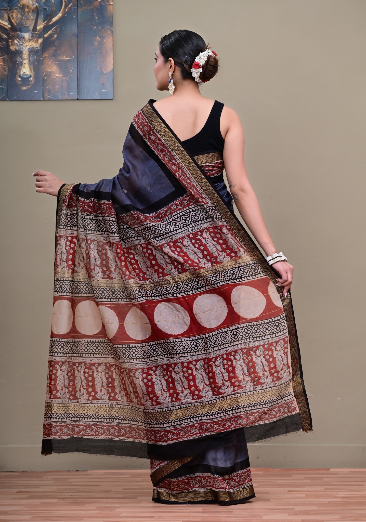 Shyam Katha Maheshwari saree back pallu view
